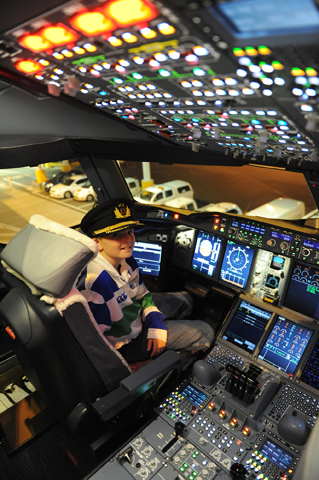 Follow your passion Sam Harris, work hard, reach for the stars and come fly with me! (Photo Richard de Crespigny) 