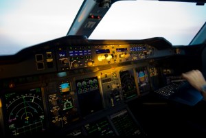 Sunrise eastbound across the Pacific (Photo Richard de Crespigny)