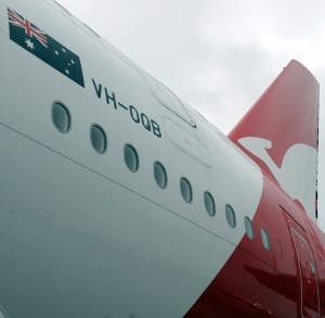Qantas A380 VH-OQB 