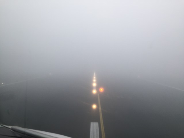 Dubai New World Runway 12 in 100 metres RVR